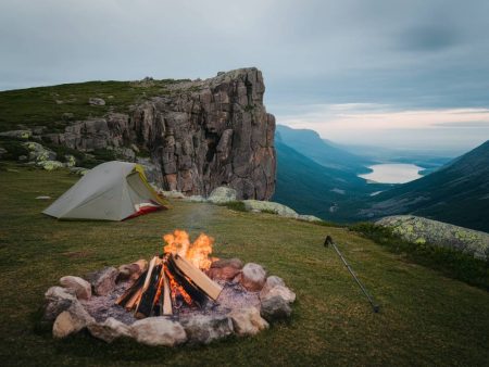 « Camping sauvage en France : législation, bons plans et conseils pratiques »