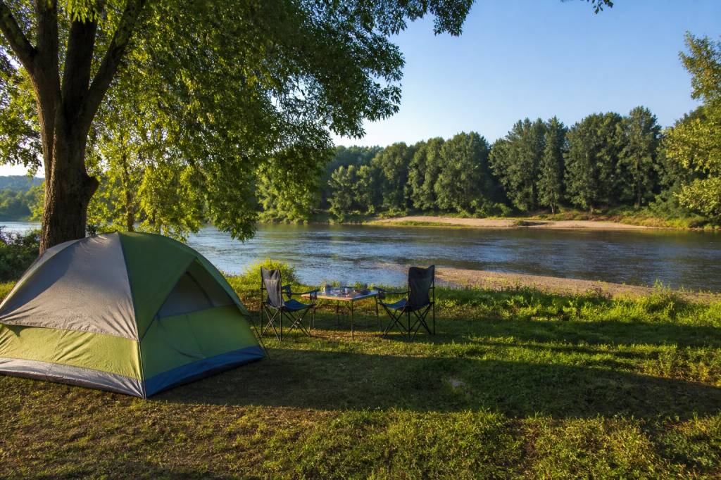 Apremont sur Allier camping : les meilleurs campings pour un séjour nature en bord de Loire Apremont sur Allier camping : les meilleurs campings pour un séjour nature en bord de Loire